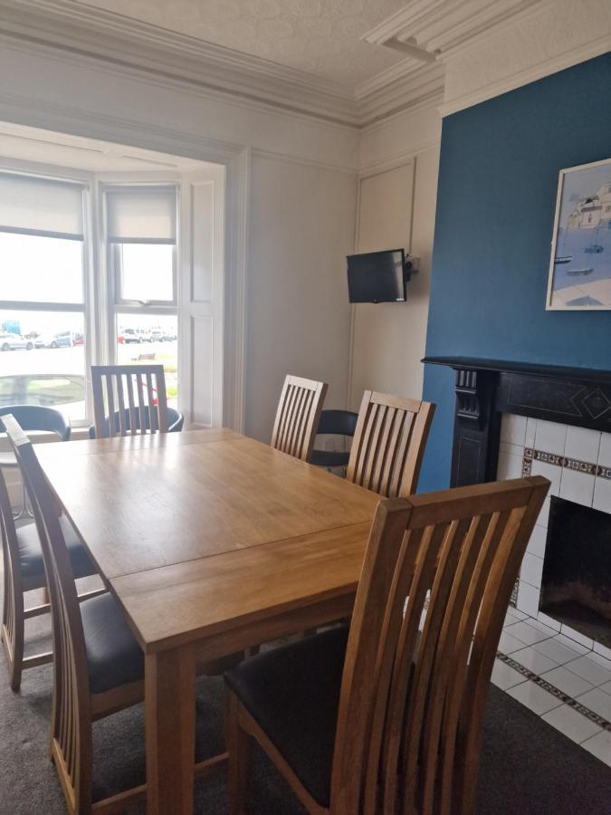 2 The Green, Exceptional Large House, Sea Views Loads Of Bathrooms Seaton Carew Kültér fotó