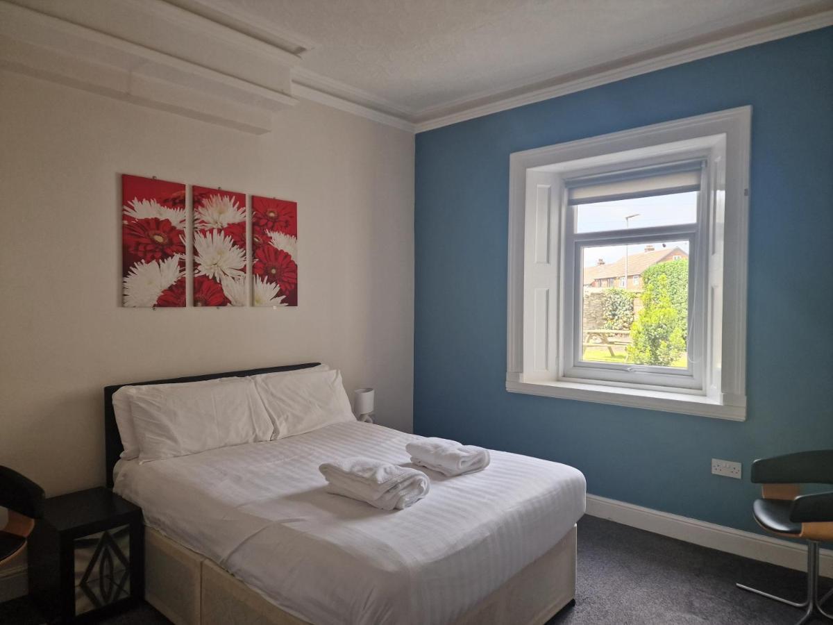 2 The Green, Exceptional Large House, Sea Views Loads Of Bathrooms Seaton Carew Kültér fotó