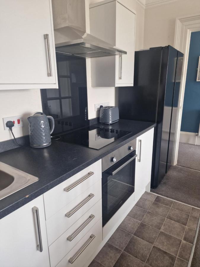 2 The Green, Exceptional Large House, Sea Views Loads Of Bathrooms Seaton Carew Kültér fotó