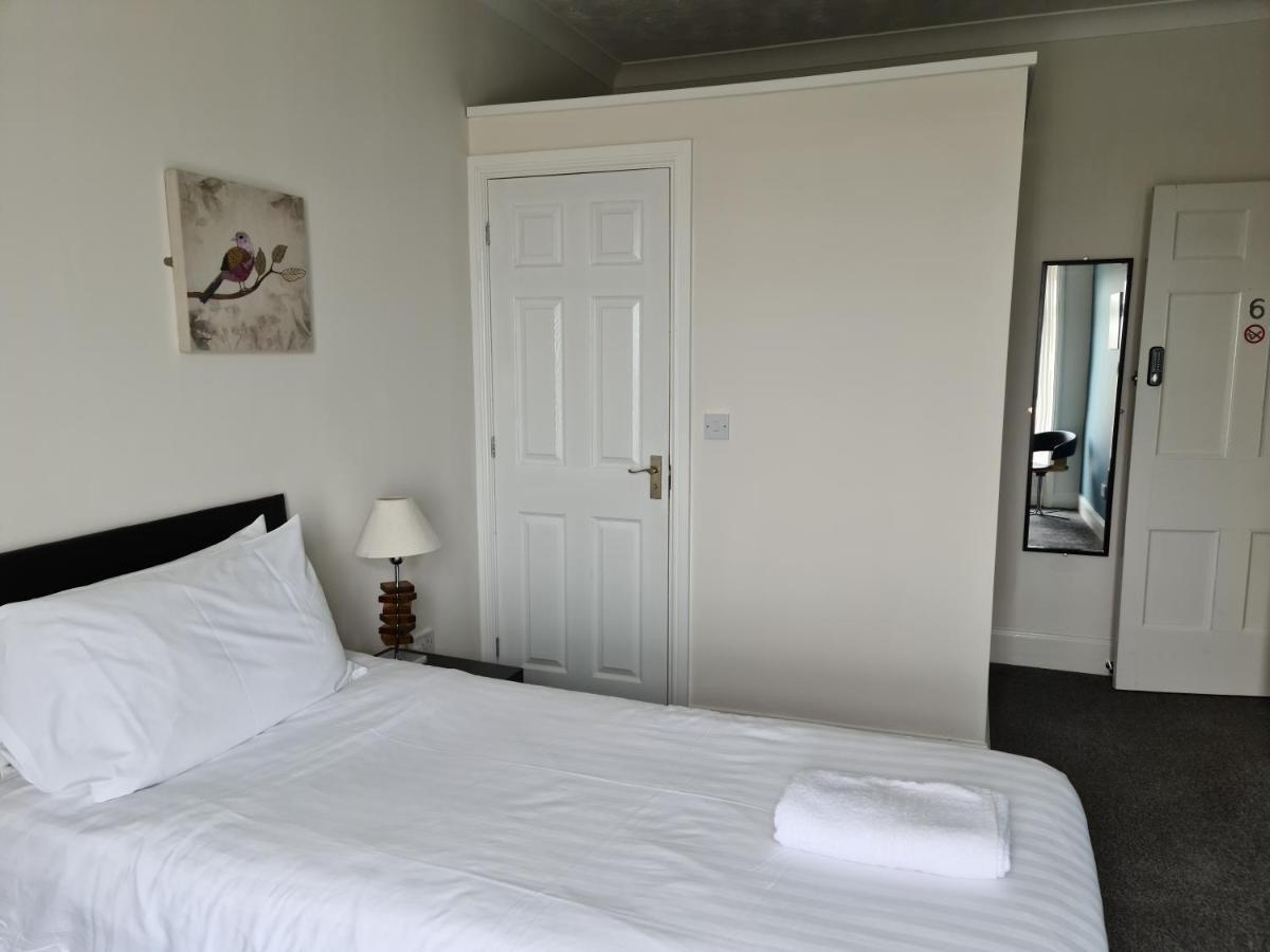 2 The Green, Exceptional Large House, Sea Views Loads Of Bathrooms Seaton Carew Kültér fotó